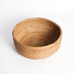 Panier peu profond en rotin de petite taille pour ranger les bibelots et les cadeaux - Product Image 3