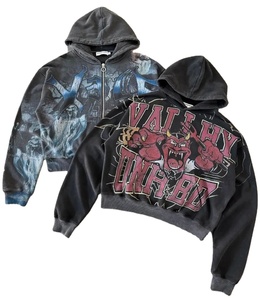 Conjunto Deportivo Personalizado con Pedrería, Sudadera con Capucha y Pantalones de Campana - Product Image 1