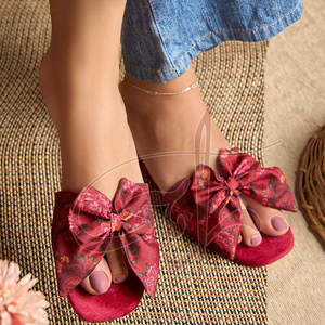 Low Price in Stock Women Slide for Anti-Slippery Genuine Leather Outsole High Quality Fashion <b>Design</b> All Seasons - Product Image 3