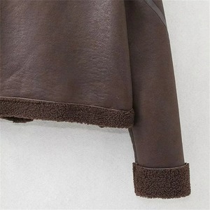 2025 automne nouveau produit femmes Double face fourrure intégré manteau col rabattable épissage polaire moto veste courte coton - Product Image 1