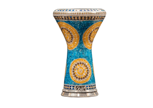 Auténtica Darbuka Gawharet El Fan Turquoise Yellow Sunburst Standard de 22 cm para Doumbek, Tambor de Mano Hecho a Mano de Aluminio - Product Image 5
