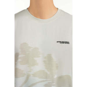 เสื้อยืด Relax Fit ผ้าฝ้าย 100% รุ่น MN-TS-SS25-316 โลโก้แบบเรียบ ระบายอากาศได้ดี ผ้าเจอร์ซีย์กันยับ ทรงหลวม - Product Image 5