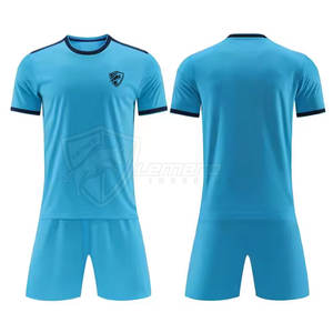 Tenue de football sur mesure de qualité supérieure, 100 % polyester respirant, vêtements d'entraînement sportif pour les commandes en ligne - Product Image 2