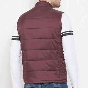 Gilet matelassé isolé pour hommes Premium Warm Outdoor Workwear OEM Custom Export Pakistan Quilted Men Puffer Vest - Product Image 4