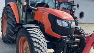 Usado, en stock, Kubota M8540 ofrece un rendimiento de primera calidad con entrega rápida incluida, disponible ahora a un precio inmejorable. - Product Image 3