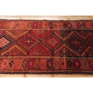 Vintage Accent Rug 3.2x7.5 ft, <b>Red</b> Paisley Turkish <b>Wool</b> Rug - Product Image 3