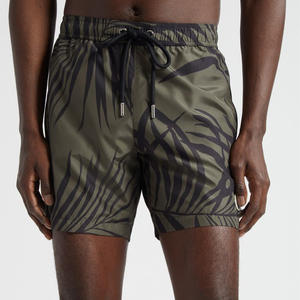 2024 Short de plage à séchage rapide pour hommes High Street Best-seller en gros avec impression personnalisée - Product Image 2