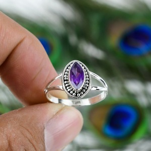 Mejor diseñador clásico hecho a mano amatista piedra preciosa cabujón anillo 925 sólida plata esterlina 925 estampado moda anillo de plata joyería - Product Image 2