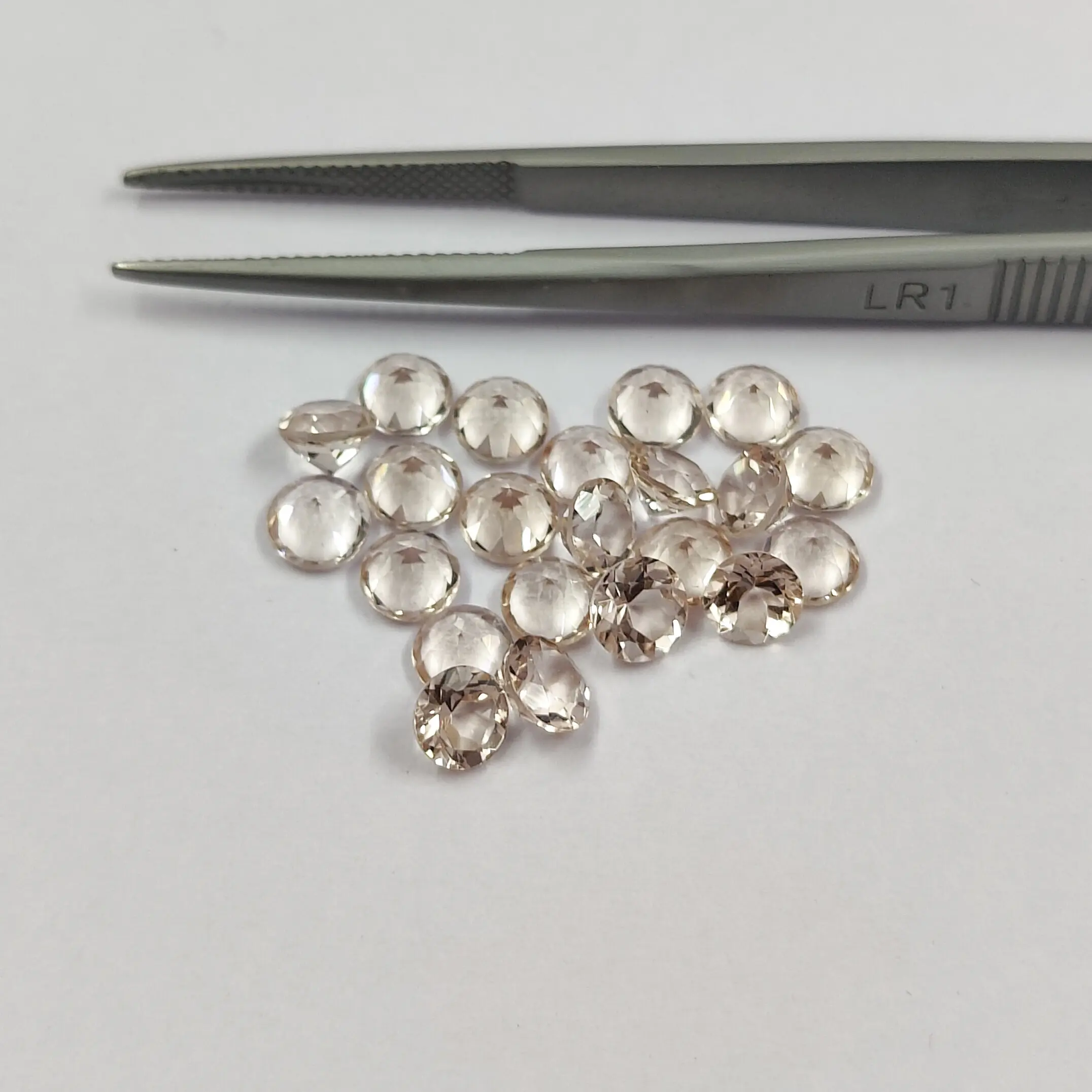 Hot Selling Top Quality 8mm Morganite Faceted Round Cut Natural Loose Gemstones With IGI Certificate From Supplier