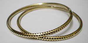 Ensemble de bracelets en cuivre plaqué or à motif de points de luxe pour femmes Bracelet empilable métallique poli tendance élégant - Product Image 3