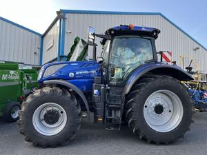 Producto de alta demanda 2022 Tractor agrícola New Holland ligeramente usado En stock a buen precio Envío rápido Compre un tractor New Holland usado - Product Image 2