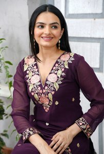 TV Serial Actrice Style Festive Spécial Faux Georgette Tissu Col Rond Haut-Bas Salwar Kameez Avec Ensemble Dupatta Assorti - Product Image 4