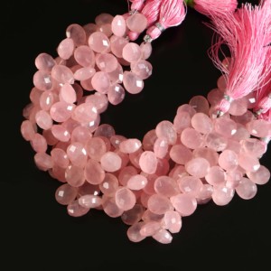 Perles de quartz rose naturel facettées en forme de poire, perles de pierres précieuses de quartz rose pour la fabrication de bijoux, fournitures par un grossiste indien - Product Image 2