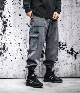 Pantalones Vaqueros Vintage para Hombre con Detalle de Botones - Corte Regular Lavado para Todas las Estaciones (Primavera, Verano, Otoño, Invierno) - Product Image 4