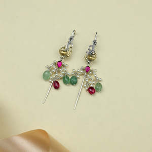 Boucles d'oreilles pendantes Anokhi Fusion motif paon, plaqué or, style vintage, épingles géométriques religieuses, zircon, perle, diamant pour les fêtes - Product Image 3