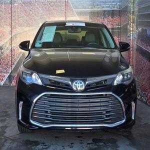 OFERTA PERFECTA Toyota Avalon XLE Plus 2018, Motor Automático, Asientos de Cuero, 6 Cilindros - Product Image 1