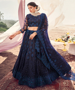 Lahenga Choli Dupatta de mariage, vêtement ethnique, design moderne multicolore, broderie de séquence en soie de rayonne douce et tendance - Product Image 6