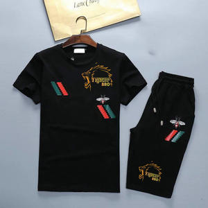 Ensemble de course à pied décontracté grande taille pour hommes, automne, hauts et pantalons à manches courtes d'été respirants, ensemble t-shirt et short à la mode - Product Image 1