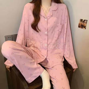Ropa de dormir estampada personalizada para mujer, conjuntos de ropa de dormir de alta calidad ideales para climas fríos y comodidad - Product Image 3