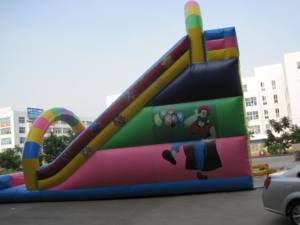 Tobogán Inflable de Arcoíris con Diseño de Payaso - Product Image 5