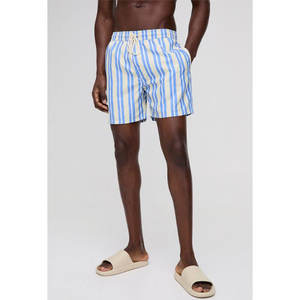 2025 nuevos pantalones cortos estampados de verano para hombre, pantalones cortos de gimnasio sueltos transpirables con 100% poliéster - Product Image 1