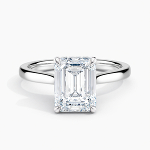 Anillo de Compromiso Solitario con Halo Oculto de Oro Blanco de 18k, Corte Esmeralda, Claridad VS1, Color F, Diamante Sintético de 2.00 Quilates, Certificado IGI - Product Image 1