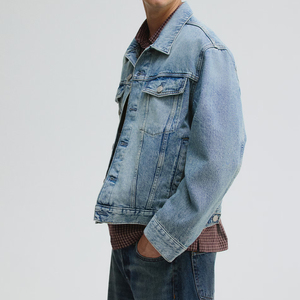 แจ็กเก็ตยีนส์สีฟ้าแบบลำลองแนวสตรีทแจ็กเก็ตยีนส์สีฟ้าสไตล์โอเวอร์ไซส์ออกแบบได้ตามต้องการ - Product Image 4