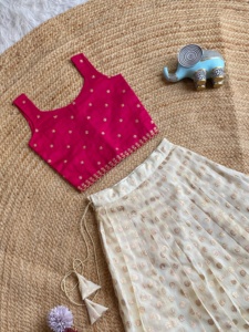 ชุดแต่งกายตามเทศกาลผ้าวิสคอสแฟชั่นพร้อมชุดปักลาย zari lehenga choli จาก surat ในอัตราต่ำสุด - Product Image 5