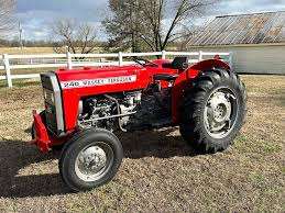 รถแทรกเตอร์การเกษตรมือสอง 2x4 MF 240 Massey Ferguson MF 240 Can Plus กำลัง 70 แรงม้า ขับเคลื่อน 4 ล้อ เกียร์ เครื่องยนต์ ปั๊ม - Product Image 4