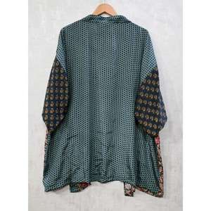 Kimono court en soie patchwork pour femmes, veste en soie bohème faite à la main, robe d'été légère - Product Image 4