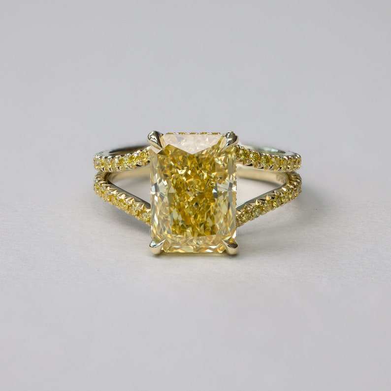 ทอง18K สีเหลือง