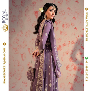 เปิดตัวผ้าไหมแท้พร้อมคอลเลกชันชุดปักลายจำนวนมากโดยการส่งออกของราชวงศ์ใน Gujarat - Product Image 4