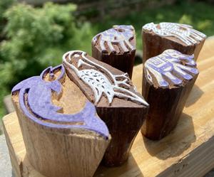 Bloc d'impression manuel en bois de teck sculpté à la main |   Motifs mixtes |   Outils de sérigraphie textile - Product Image 1