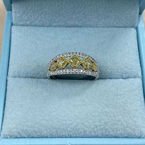 1.23Ct Alianza de boda de cojín amarillo intenso natural, anillo de bodas de diamante de 5 piedras Oro blanco de 14K, anillo de aniversario, anillo de regalo - Product Image 2
