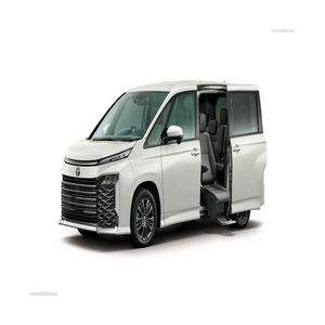 Asientos de Cuero Usados de Alta Calidad para Noah SUV AWD, R17 Oscuro, Modelo 2023, Bajo Kilometraje, en Venta - Product Image 4