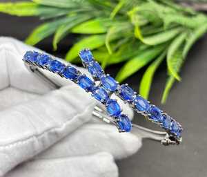 กำไลข้อมือไคยาไนท์สีเงินออกซิไดซ์ทำด้วยมือเครื่องประดับอัญมณีขนาด60มม. เป็นของขวัญสำหรับกำไลสไตล์โบฮีเมียนของเธอ - Product Image 5