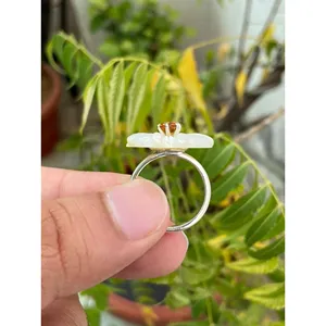 Bague florale en argent 925 avec nacre naturelle et pierre naturelle, idéale pour un cadeau - Product Image 6