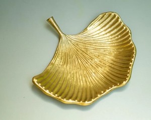 Plateau à bijoux en métal feuille de ginkgo dorée en aluminium, plateau à bibelots, porte-bague, plateau décoratif, organisateur de vanité - Product Image 3