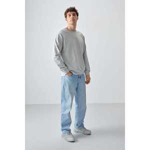 เสื้อสเวตเชิ้ตผู้ชายแบบพื้นฐาน ผ้าฝ้าย 100% เนื้อสัมผัสแบบสโตน นุ่มสบาย ทรงมาตรฐาน-88363 - Product Image 4