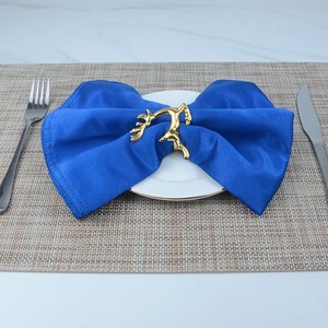 Servilletero de Reno de tendencia para comedor en casa y boda a un precio razonable y a la venta para una Decoración de mesa elegante - Product Image 5