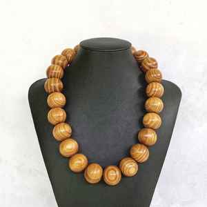 Gargantilla de cuentas de madera pesada para mujer, collares hechos a mano con cuentas, joyería africana - Product Image 6