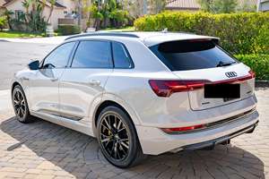 AUDI E-TRON QUATTRO CHRONOS EDITION 2022 IMPECABLE, LISTO PARA ENVIAR - Product Image 3