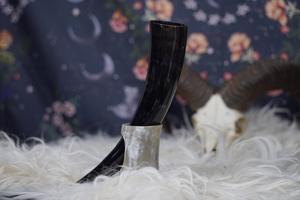 แตรสำหรับดื่มไวกิ้งทำจากธรรมชาติเป็นมิตรต่อสิ่งแวดล้อมดีไซน์รูปสัตว์รูปควาย - Product Image 2