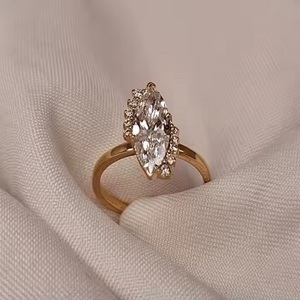 Anillo de compromiso de oro sólido y plata para mujer Diamante Moissanite 18K Blanco Redondo Corte brillante Joyería Anillo personalizado para hombres - Product Image 5