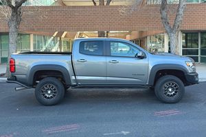 Voiture d'occasion fiable Chevrolet Colorado ZR2 Bison 4x4 2022 - Product Image 4