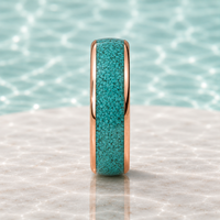 Bague en tungstène hypoallergénique JLM avec incrustation de pierres de turquoise naturelle concassées et bordure en or rose, cadeau minimaliste pour couple, mariage ou fiançailles