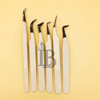 Pinças Peach TWEEZERS para Extensão de Cílios de Mink em Aço Inoxidável com Logotipo, Pinças Bege Sustentáveis com Logotipo