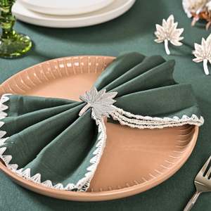 Juego de Anillos para Servilletas de Latón Puro Plateado, Diseño Clásico Vintage de Hojas, para Bodas y Restaurantes, Juego de 6 - Product Image 4