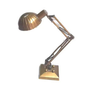 Lampe de table en laiton pur - Product Image 5