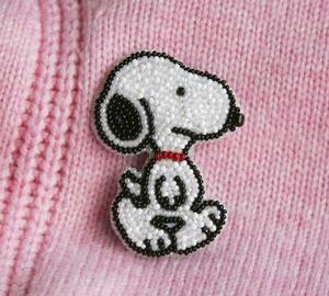 Adorno de Fresa con Cuentas, Hecho a Mano, Rojo y Verde, Colgante Decorativo con Bordado, Decoración con Temática de Frutas de Verano o Adorno para Árbol - Product Image 2